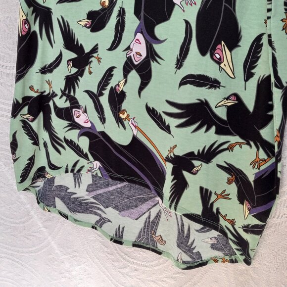 LuLaRoe Seafoam Green Maleficent & Black Crows Hi-Lo Top Size XS (T-392) - Picture 5 of 12